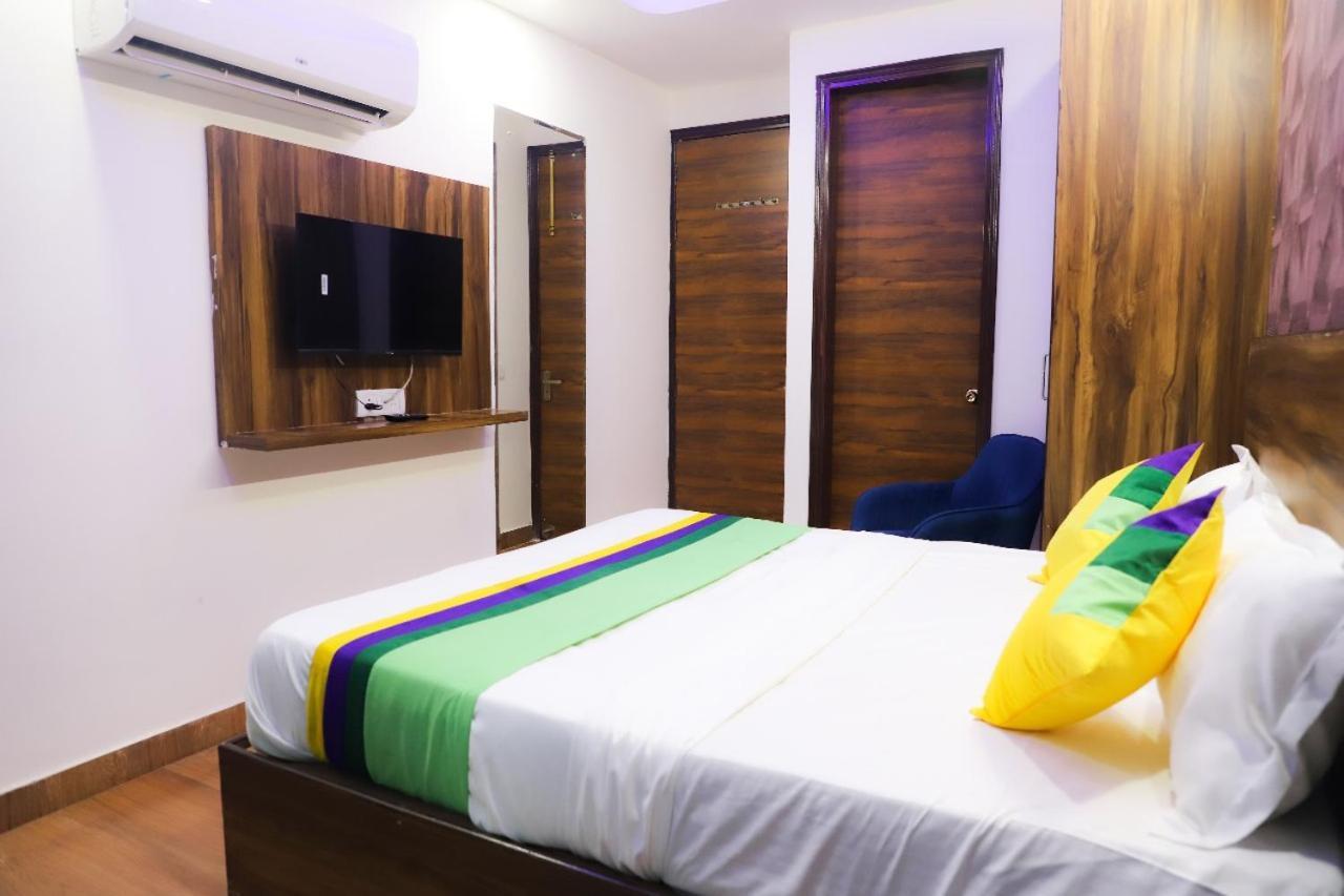 Surya International Bed & Breakfast New Delhi