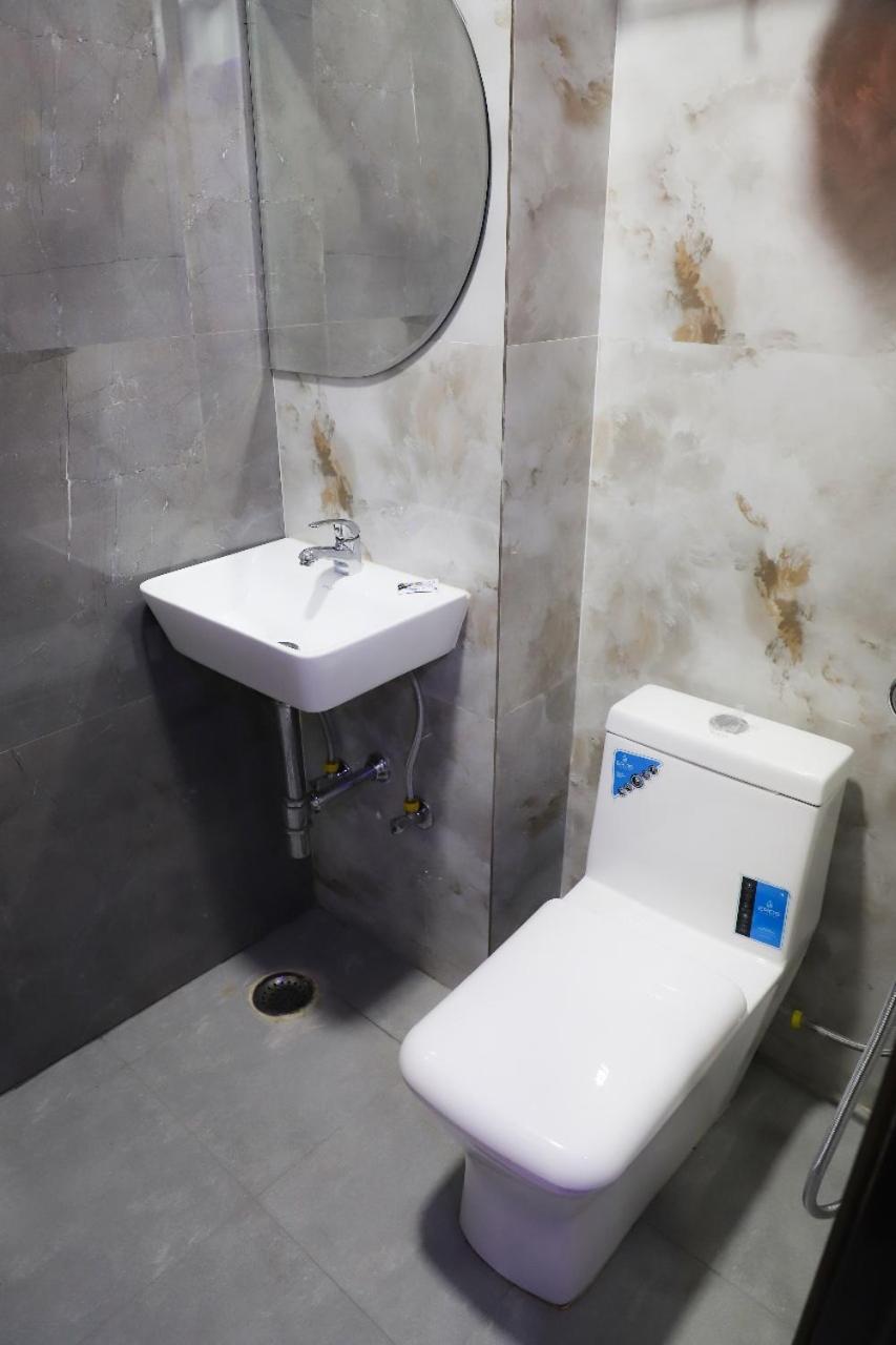Surya International 3* New Delhi