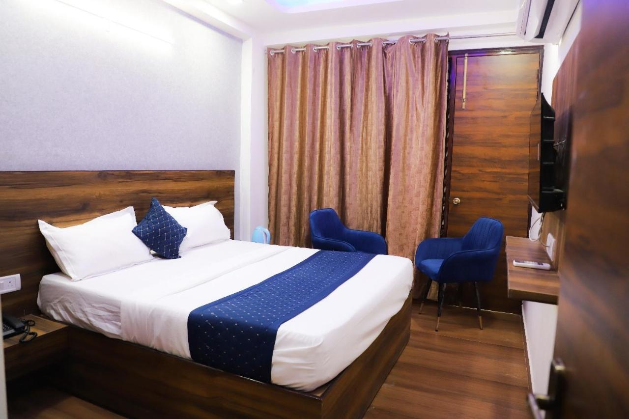 Surya International 3* New Delhi