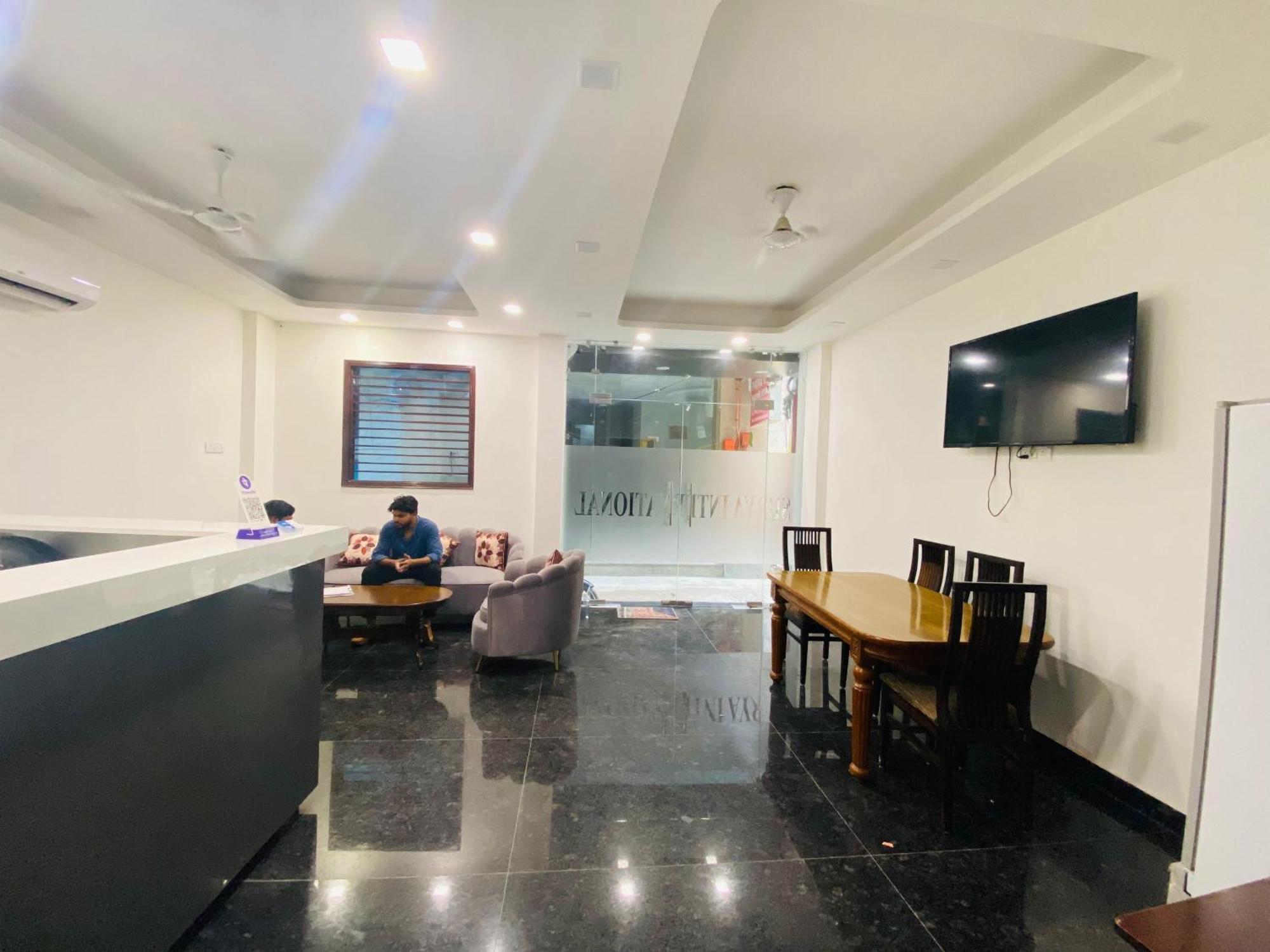 Surya International 3* New Delhi